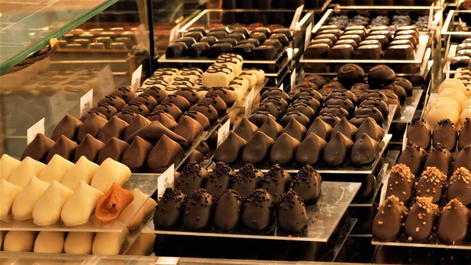 Belçika Çikolatası: Tatlı Bir Lezzet Yolculuğu
