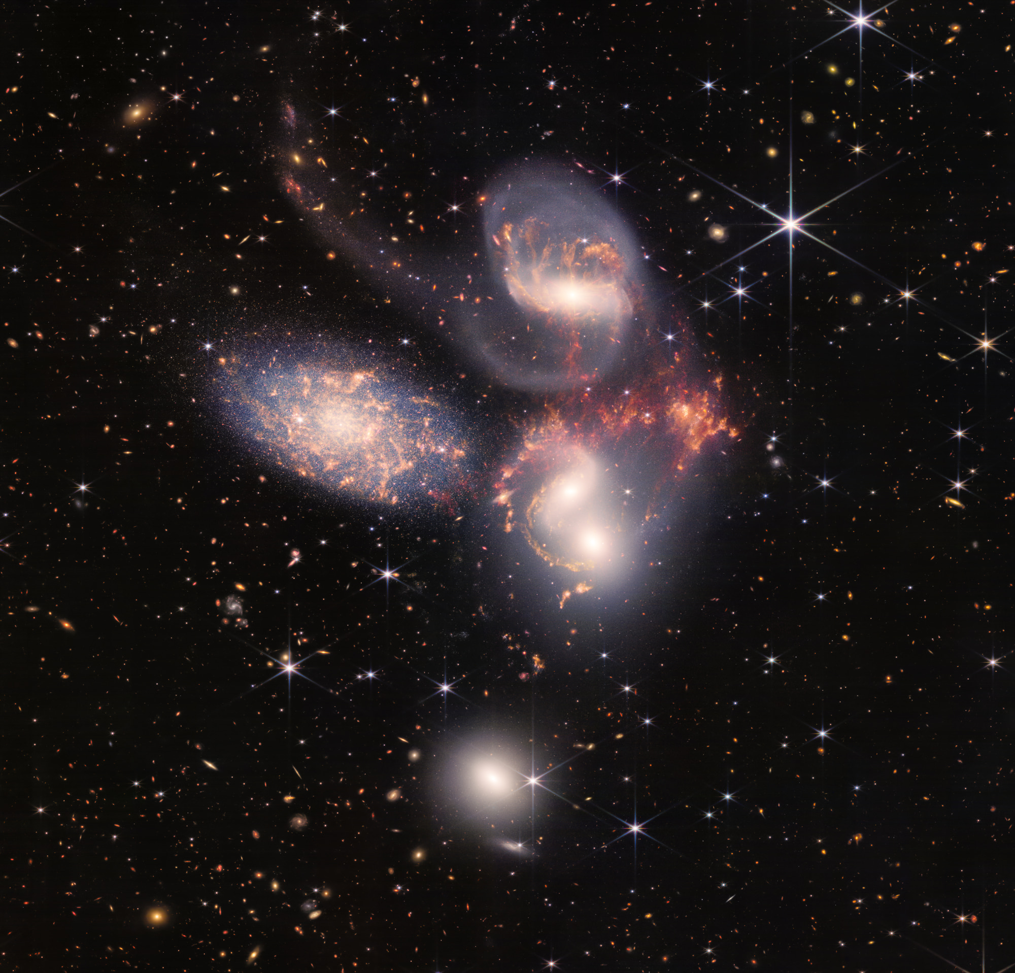 Stephan Beşlisi (NIRCam ve MIRI kompozit görüntüsü) - Görsel Kaynağı : NASA, ESA, CSA, STScI - Carina Nebula, NGC 3324