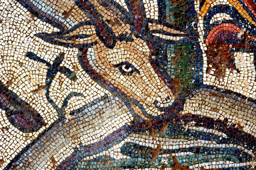 Mozaik: Geçmişten Günümüze Büyüleyici Bir Sanat