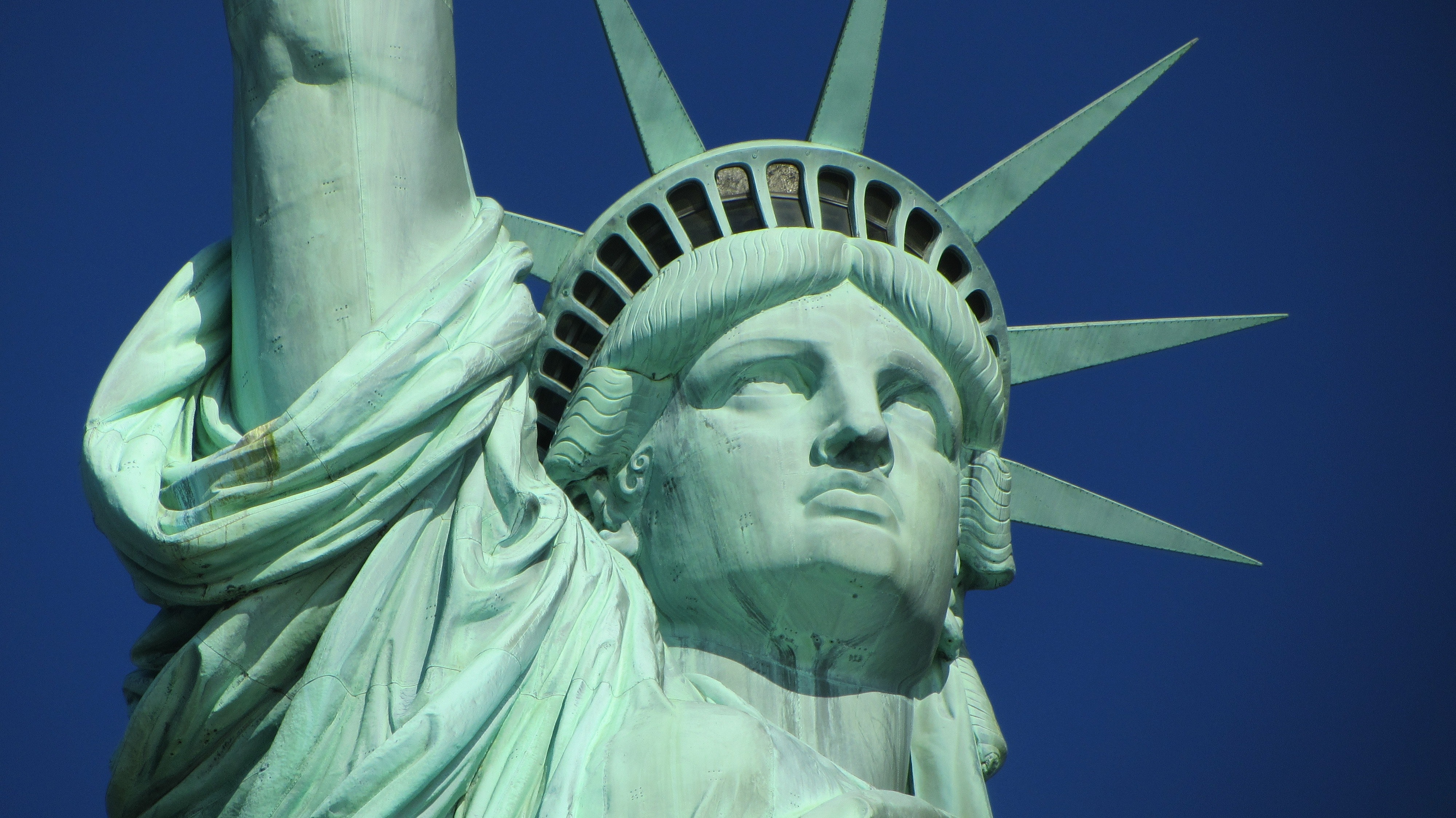 Özgürlük Anıtı Neden Yeşildir?