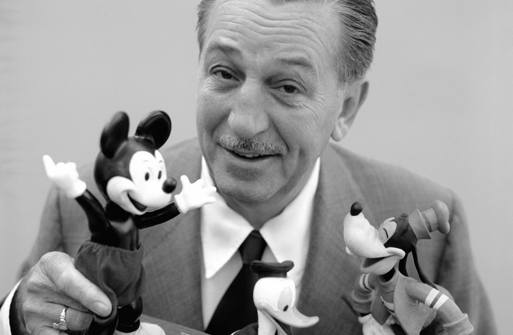 Minik Bir Fareden Dünyaya: Walt Disney - EnterCase
